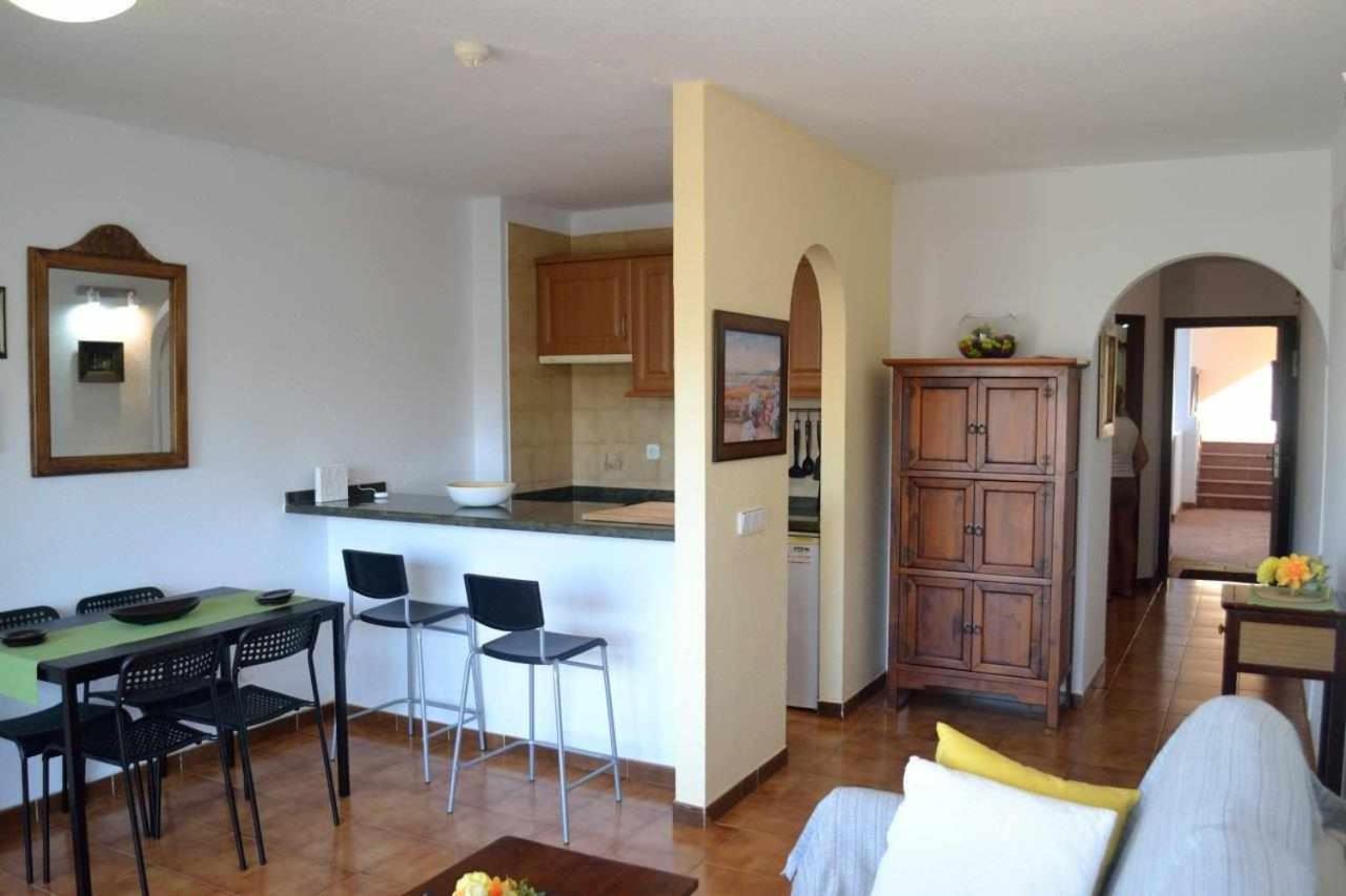 Apartamento 251 Con Vistas Al Mar Y A La Piscina San Miguel de Abona Kültér fotó