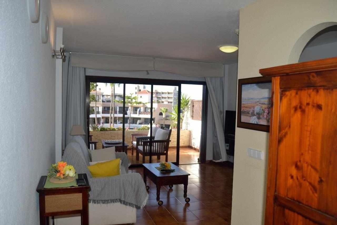 Apartamento 251 Con Vistas Al Mar Y A La Piscina San Miguel de Abona Kültér fotó